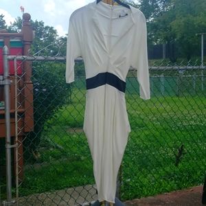 Venus V neck 3/4 sleeves Ivory dress size 8